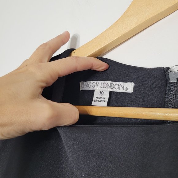 Maggy London Women's Black White Front Asymmetric Slit Darting Sheath Dress 10 - Picture 8 of 13